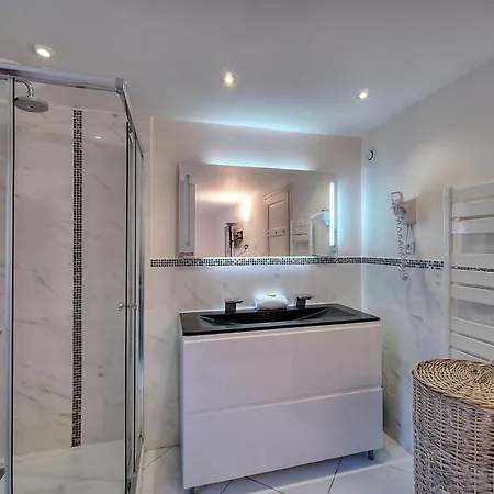 Immogroom - Immeuble Entier Avec 5 - Climatisation - Proche De La Plage Et Du Palais Des Festivals * Cannes