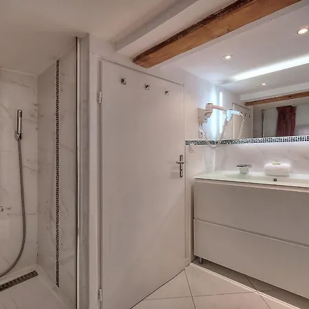 Immogroom - Immeuble Entier Avec 5 - Climatisation - Proche De La Plage Et Du Palais Des Festivals * Cannes